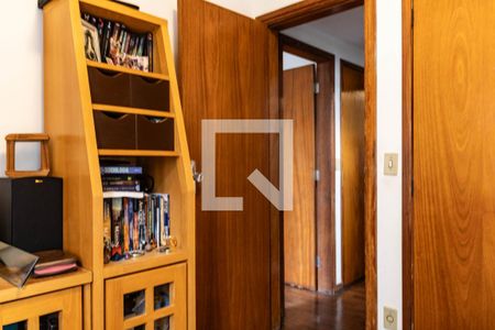 Quarto 2 de apartamento à venda com 2 quartos, 150m² em Alto Barroca, Belo Horizonte