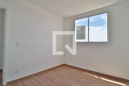 Quarto 2 de apartamento para alugar com 2 quartos, 47m² em Chácaras Tubalina E Quartel, Uberlândia