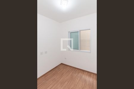 Quarto 2 de apartamento para alugar com 2 quartos, 52m² em Vila Constança, São Paulo