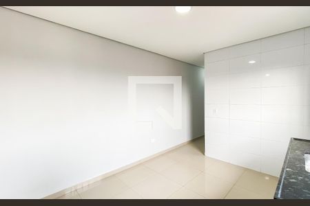 Cozinha  de casa para alugar com 2 quartos, 60m² em Cidade Patriarca, São Paulo