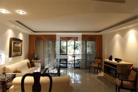Sala de apartamento à venda com 4 quartos, 206m² em Tijuca, Rio de Janeiro