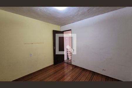 Suite de casa para alugar com 2 quartos, 106m² em Vila Ercilia, Itaquaquecetuba