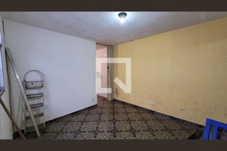 Sala de casa para alugar com 2 quartos, 106m² em Vila Ercilia, Itaquaquecetuba