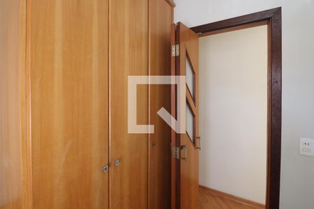 Casa à venda com 3 quartos, 180m² em Jardim Virginia Bianca, São Paulo