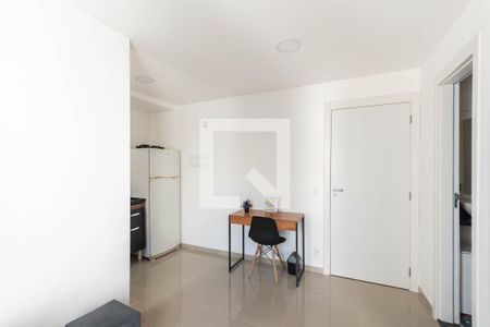 Sala de apartamento para alugar com 1 quarto, 35m² em Santo Cristo, Rio de Janeiro