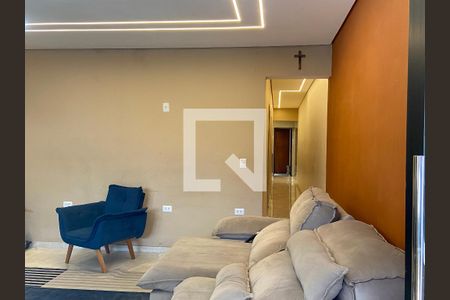 Sala de casa à venda com 3 quartos, 250m² em Km 18, Osasco