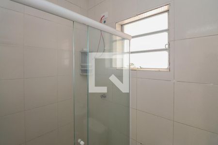 Banheiro  de apartamento para alugar com 1 quarto, 38m² em Parque Vitoria, São Paulo
