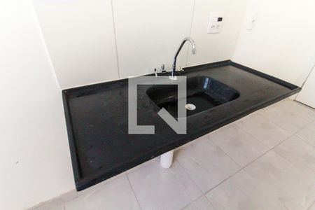 Sala/Cozinha de apartamento à venda com 2 quartos, 39m² em Cidade Nova São Miguel, São Paulo