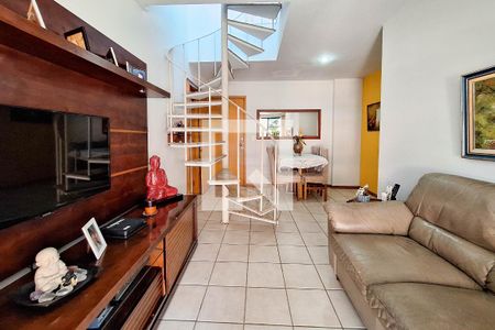 Sala de apartamento para alugar com 4 quartos, 172m² em Pé Pequeno, Niterói