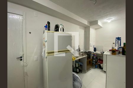Sala/Cozinha de apartamento para alugar com 2 quartos, 32m² em Parque Novo Mundo, São Paulo