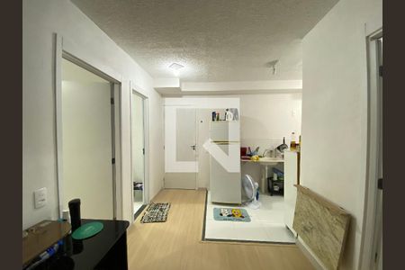 Sala/Cozinha de apartamento para alugar com 2 quartos, 32m² em Parque Novo Mundo, São Paulo