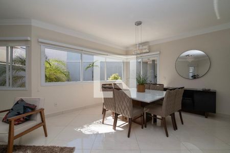 Sala de casa de condomínio para alugar com 4 quartos, 255m² em Jardim Golden Park, Hortolândia