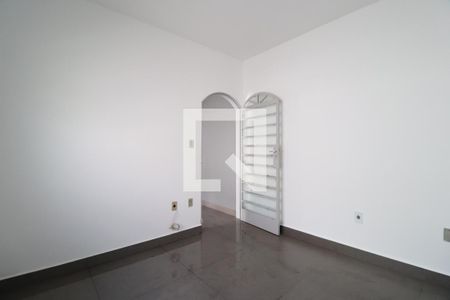 Sala de casa para alugar com 4 quartos, 270m² em Pacaembu, Uberlândia