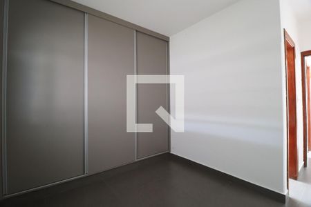 Quarto 1 - Suíte de casa para alugar com 4 quartos, 270m² em Pacaembu, Uberlândia