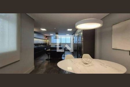 Casa à venda com 4 quartos, 510m² em Coracao de Jesus, Belo Horizonte