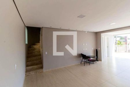 Casa à venda com 3 quartos, 280m² em Alphaville, Santana de Parnaíba
