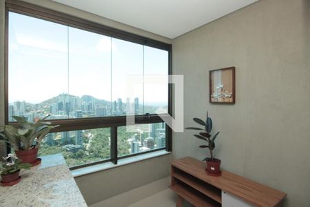 Apartamento à venda com 1 quarto, 53m² em Vila Castela, Nova Lima