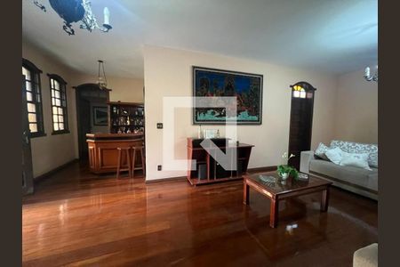 Casa à venda com 4 quartos, 350m² em Graça, Belo Horizonte