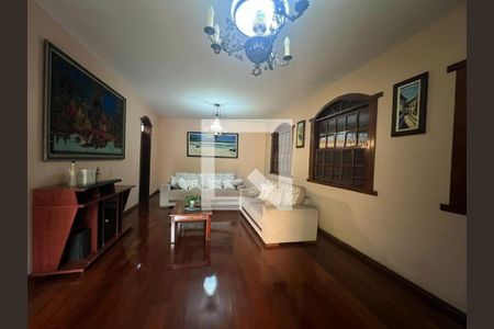 Casa à venda com 4 quartos, 350m² em Graça, Belo Horizonte