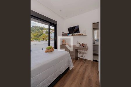 Casa à venda com 3 quartos, 300m² em Parque Sinai, Santana de Parnaíba