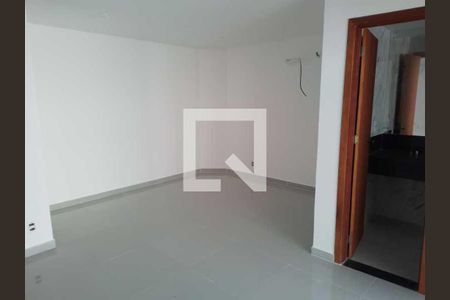Casa à venda com 4 quartos, 295m² em Jardim Guanabara, Rio de Janeiro