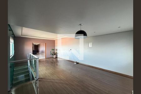 Casa à venda com 3 quartos, 81m² em Tropical, Contagem