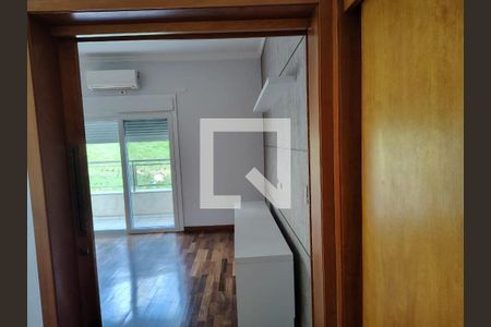 Casa à venda com 3 quartos, 415m² em Parque Sinai, Santana de Parnaíba