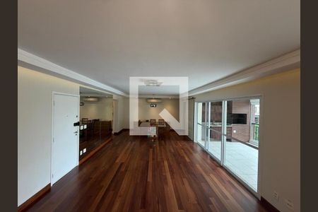 Apartamento para alugar com 3 quartos, 170m² em Água Branca, São Paulo