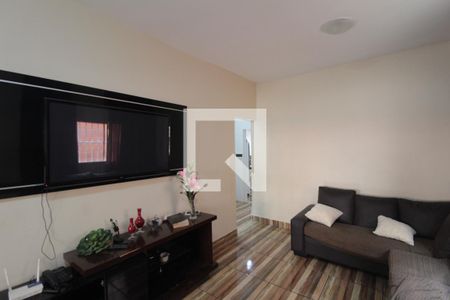 Sala de casa à venda com 3 quartos, 166m² em Jardim Felicidade, Belo Horizonte