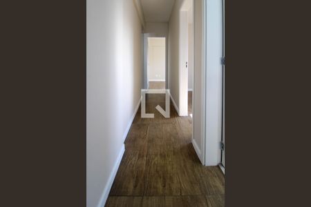 Corredor  de apartamento à venda com 3 quartos, 82m² em Jardim Umarizal, São Paulo