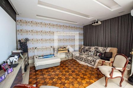 Casa à venda com 4 quartos, 490m² em Charitas, Niterói