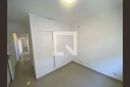 Casa à venda com 3 quartos, 156m² em Vila Alexandria, São Paulo