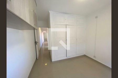 Casa à venda com 3 quartos, 156m² em Vila Alexandria, São Paulo