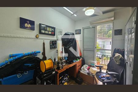 Casa à venda com 3 quartos, 110m² em Jardim das Esmeraldas, São Paulo