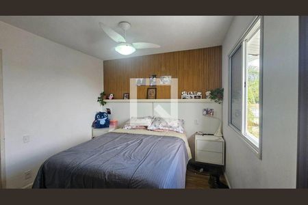 Casa à venda com 3 quartos, 110m² em Jardim das Esmeraldas, São Paulo