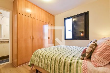 Suíte de apartamento à venda com 2 quartos, 65m² em Vila Mariana, São Paulo