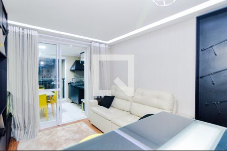 Sala de kitnet/studio para alugar com 1 quarto, 38m² em Jardim Flor da Montanha, Guarulhos