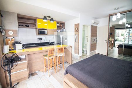 Sala / Quarto - Studio de kitnet/studio à venda com 1 quarto, 37m² em Brooklin, São Paulo