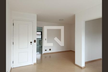 Sala de estar de apartamento para alugar com 2 quartos, 160m² em Jardim Atibaia (sousas), São Paulo