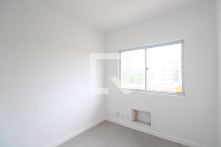 Quarto de apartamento para alugar com 2 quartos, 59m² em Taquara, Rio de Janeiro