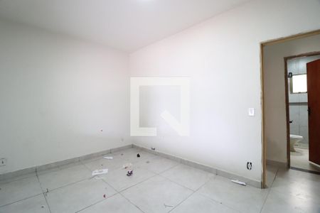 Quarto 1 de casa para alugar com 2 quartos, 65m² em Jardim das Palmeiras, Uberlândia
