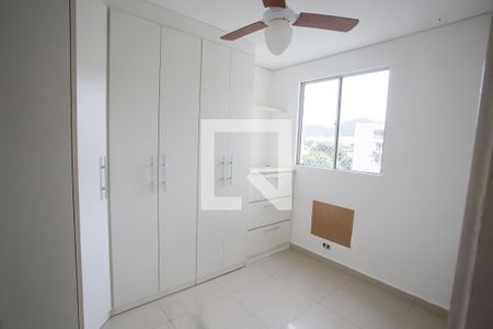 Quarto  de apartamento à venda com 2 quartos, 60m² em Taquara, Rio de Janeiro