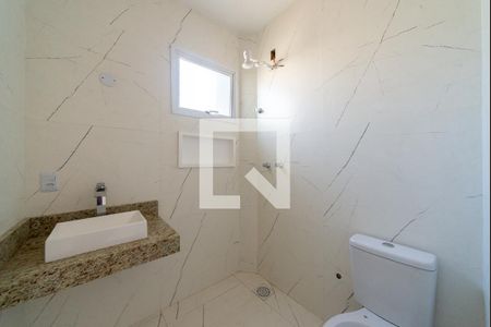 Banheiro da Suíte 1 de casa de condomínio para alugar com 3 quartos, 220m² em Mário Quintana, Viamão
