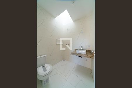 Banheiro da Suíte 2 de casa de condomínio para alugar com 3 quartos, 220m² em Mário Quintana, Viamão