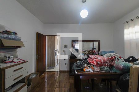 Casa à venda com 5 quartos, 192m² em São Lucas, São Paulo