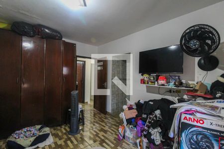 Casa à venda com 5 quartos, 192m² em São Lucas, São Paulo