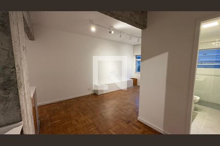 Sala de apartamento para alugar com 2 quartos, 70m² em Liberdade, São Paulo