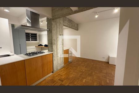 Sala de apartamento para alugar com 2 quartos, 70m² em Liberdade, São Paulo