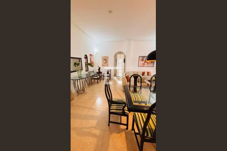 Sala de casa à venda com 7 quartos, 400m² em Taquara, Rio de Janeiro