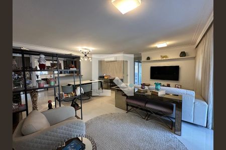 Sala de apartamento à venda com 2 quartos, 110m² em Alphaville, Santana de Parnaíba